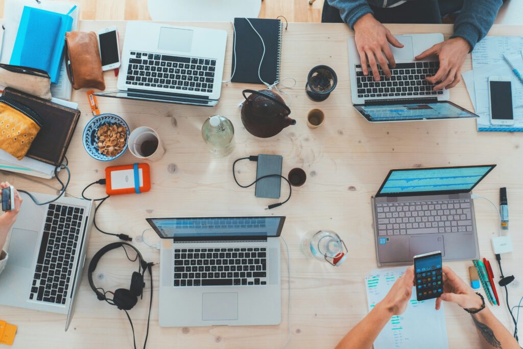 travail-collaboratif-agence-web-ui-auxalt